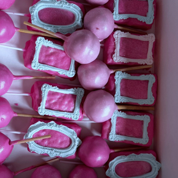 Cakesicles (a set of 12)